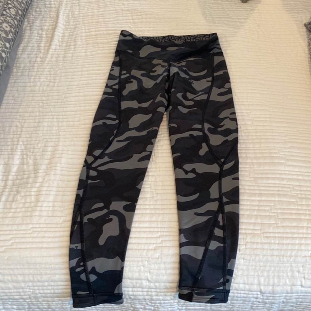 Vineyard Vines athletic leggings